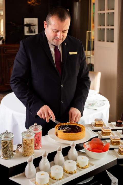 Restaurant gastronomique Rhône · Auberge du Pont de Collonges · Galerie Photos