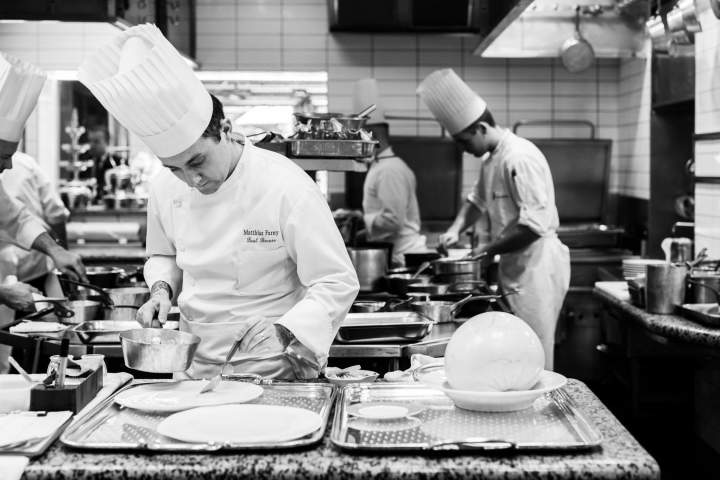 Restaurant gastronomique Rhône · Auberge du Pont de Collonges · Galerie Photos