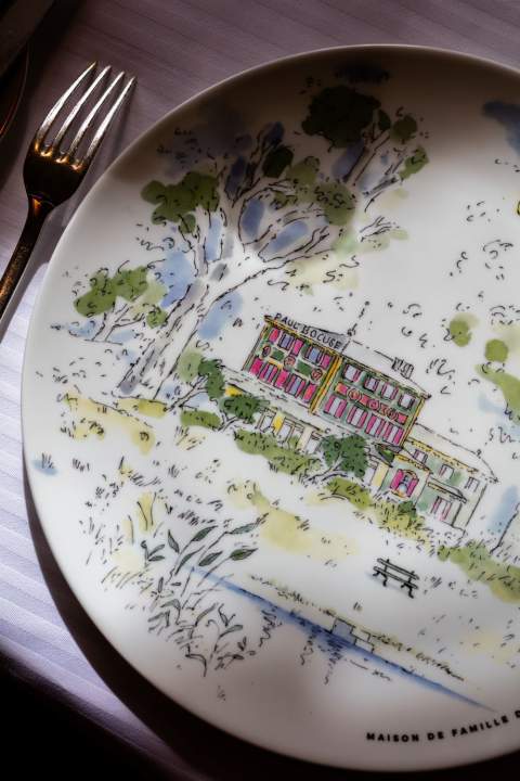 Restaurant gastronomique Rhône · Auberge du Pont de Collonges · Galerie Photos