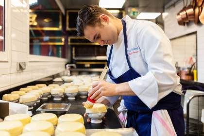 Lyon Restaurant Gastronomique · Auberge du Pont de Collonges